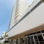 Cb Lujoso Apartasuit -Vista Al Mar-Linda Piscina-Cerca Al Aeropuerto