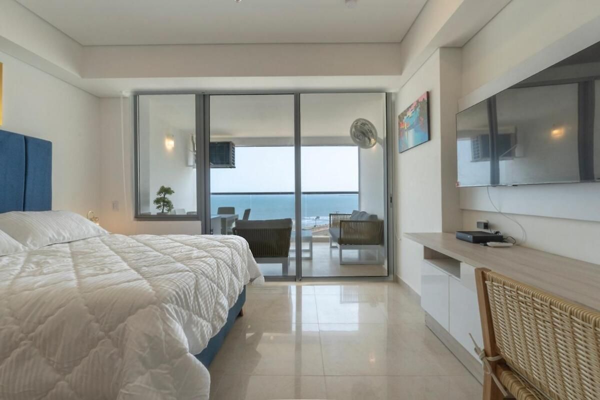Cb Lujoso Apartasuit -vista Al Mar-linda Piscina-cerca Al Aeropuerto Apartment *